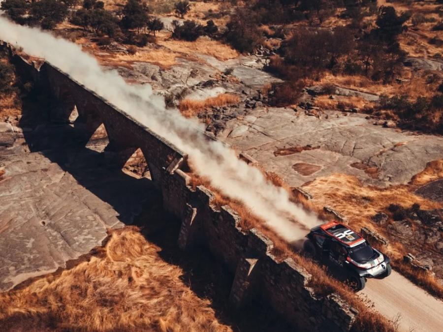 dacia_sandriders_loeb_portugal_sep_2025.jpg
